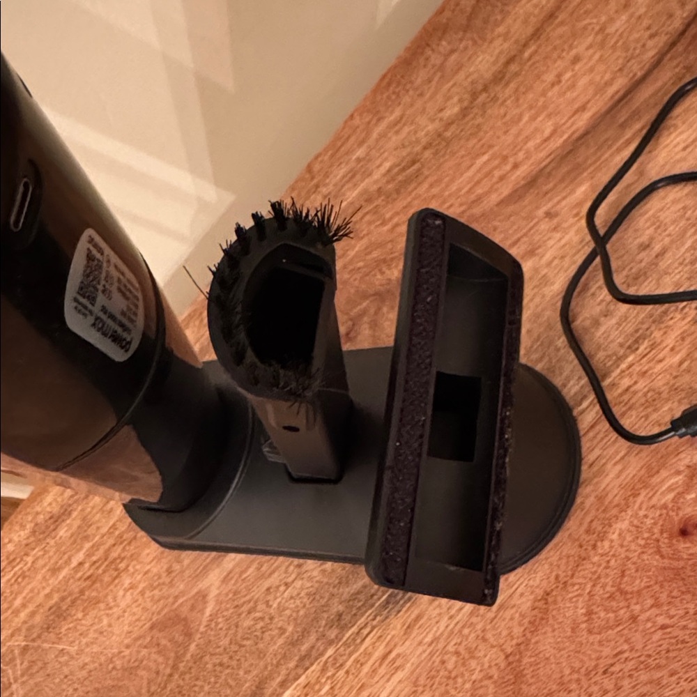 IonVac PowerMax Cordless Handheld Vacuum Cleaner - Picture 5 of 10